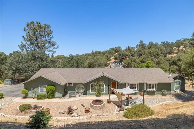 Coarsegold, CA 93614,33202 Blue Canyon Court