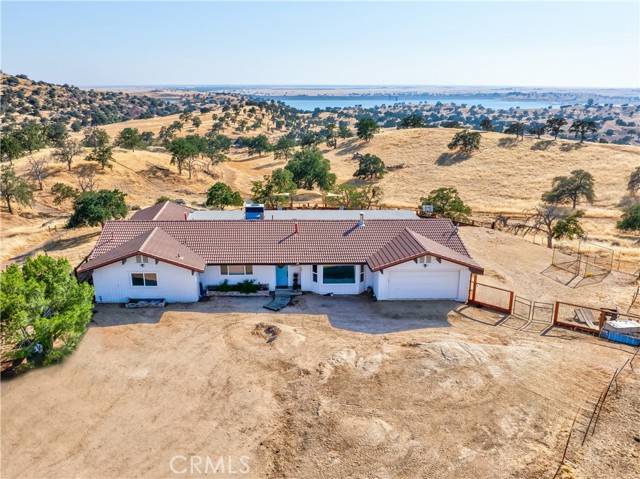 Madera, CA 93636,25992 Road 400