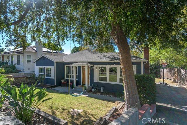 La Crescenta, CA 91214,3932 Los Olivos Lane