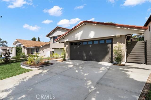 Agoura Hills, CA 91301,5622 Rainbow Crest Drive