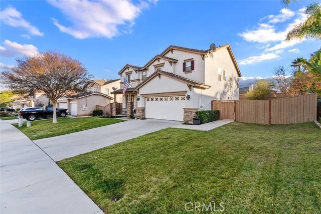 Corona, CA 92883,10235 Whitecrown Circle