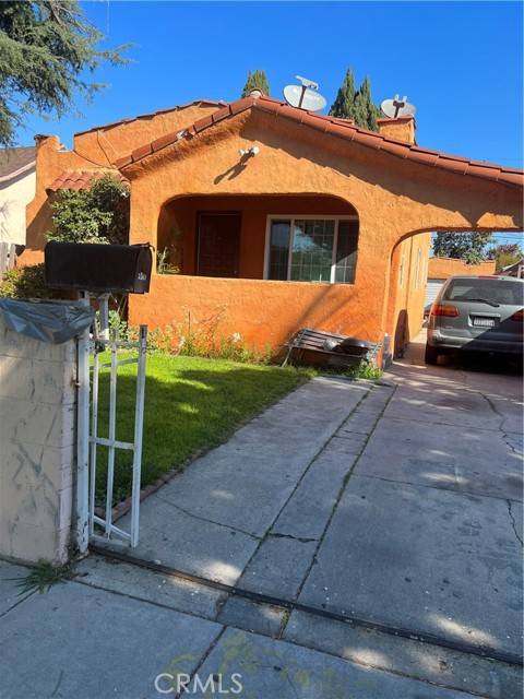 Maywood, CA 90270,3569 East 54th Street