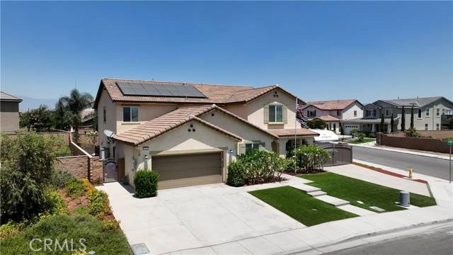 Jurupa Valley, CA 91752,5401 Verdin Way