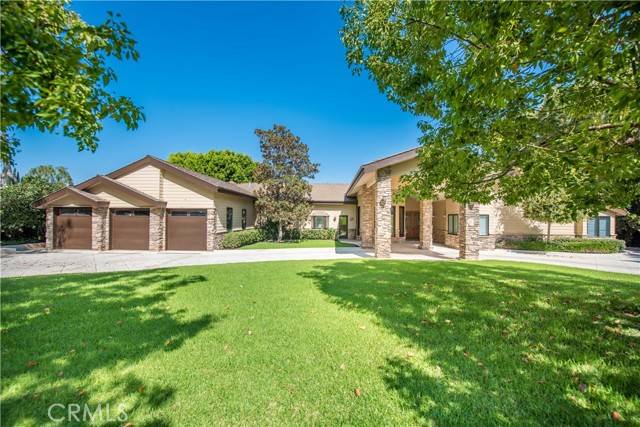 Orange, CA 92869,6809 East Saddleback Drive