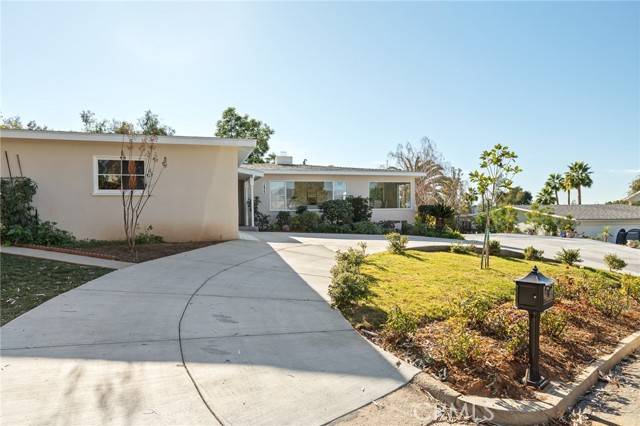 Redlands, CA 92373,1434 Pacific