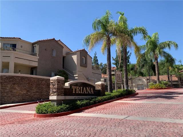 Corona, CA 92879,2045 Las Colinas Circle