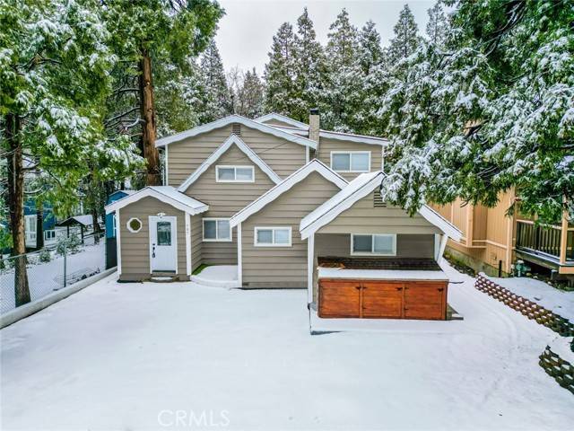 Crestline, CA 92325,707 Rocky Loop