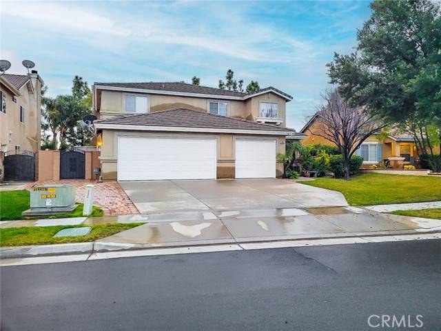 Beaumont, CA 92223,809 Classic Avenue