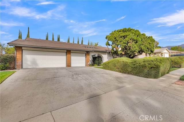 Alta Loma, CA 91701,6144 Hollyoak Drive