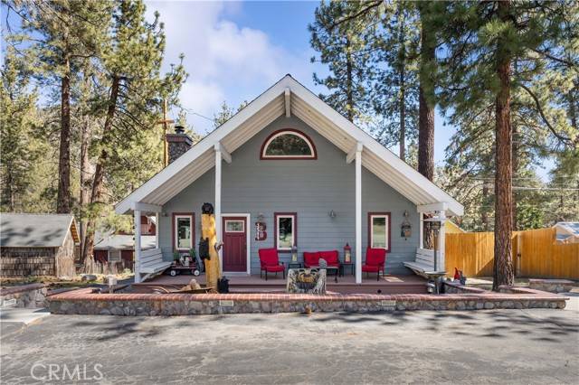 Wrightwood, CA 92397,1584 Betty Street