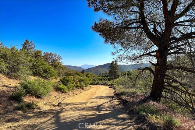 Tehachapi, CA 93561,0 Bronsbury Road