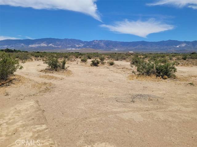 Lucerne Valley, CA 92356,0 Cobar Road