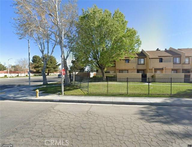 Lancaster, CA 93535,1850 East EAST AVE J2 Avenue