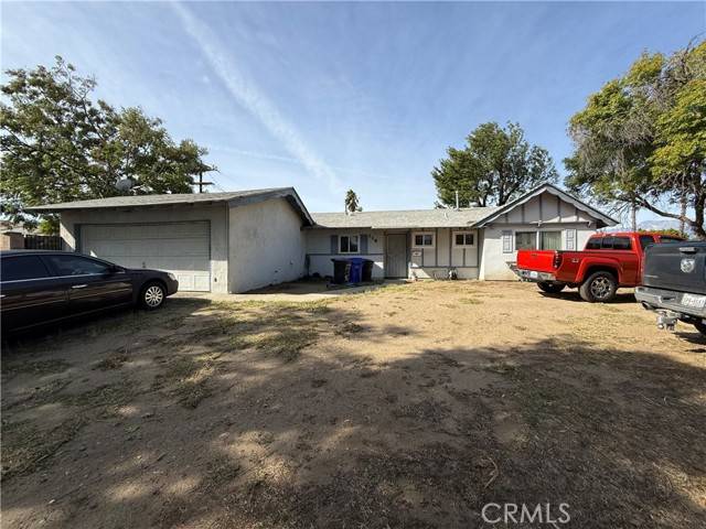 Rialto, CA 92376,318 North Idyllwild Avenue