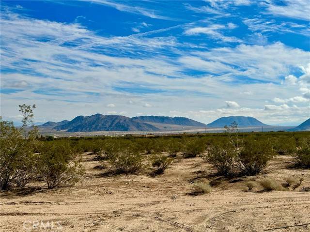 Landers, CA 92285,0 Jemez Trail