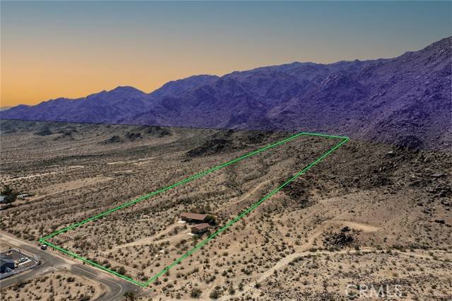 29 Palms, CA 92277,72213 Foothill Drive