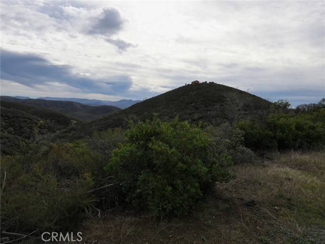 Clearlake Oaks, CA 95423,982 Watertrough Road