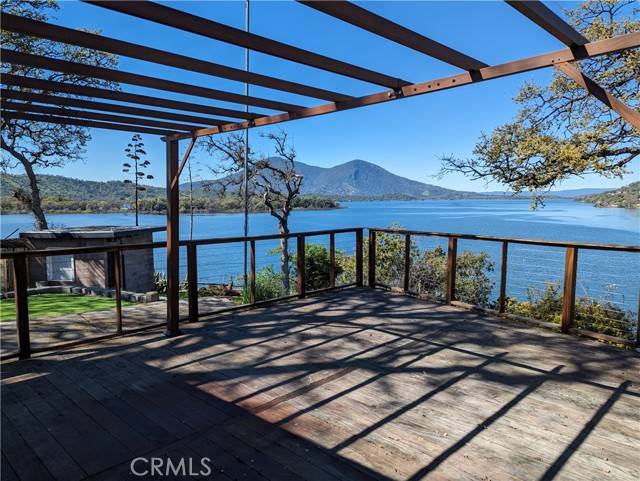 Clearlake Oaks, CA 95423,12800 Oak Knoll