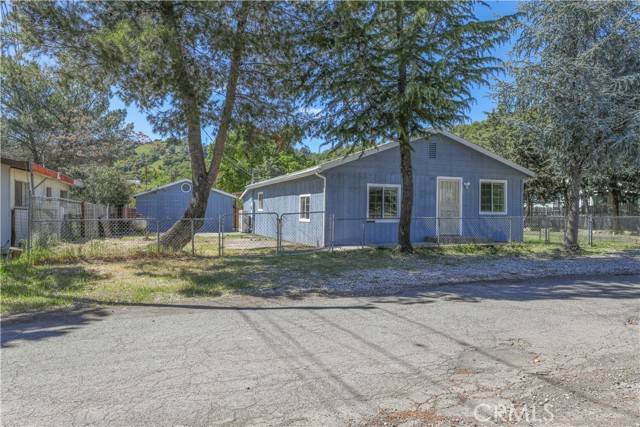 Clearlake Oaks, CA 95423,75 Butler Street