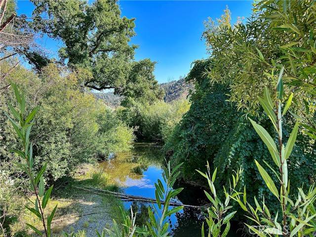 Clearlake Oaks, CA 95423,1843 New Long Valley Road