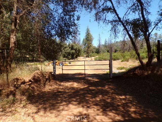 Clearlake Oaks, CA 95423,1105 Round Mountain