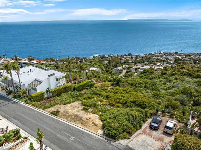 Laguna Beach, CA 92651,935 Baja Street