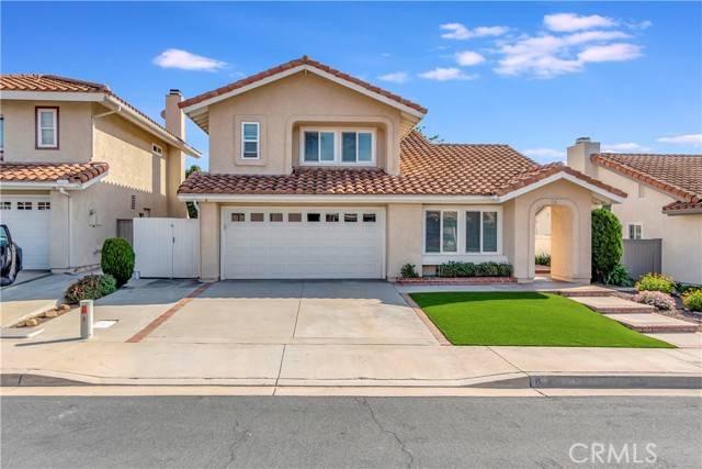 Rancho Santa Margarita, CA 92688,8 Via Violeta