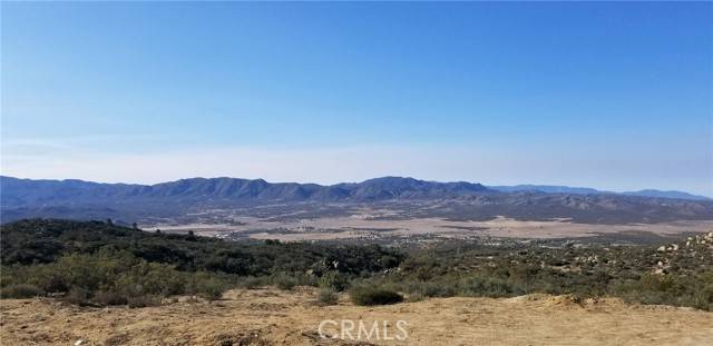 Anza, CA 92539,1 Silver Saddle Court