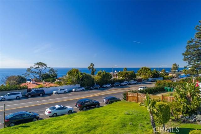 Laguna Beach, CA 92651,31532 Coast Highway