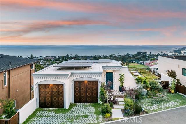 Laguna Beach, CA 92651,825 Coast View Drive