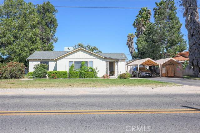 Winton, CA 95388,6210 Cypress Avenue