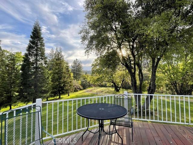 Mariposa, CA 95338,5637 Lakeside Road