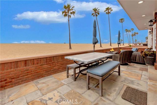 Newport Beach, CA 92661,1102 West Oceanfront