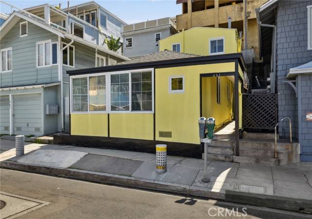 Laguna Beach, CA 92651,357 Mermaid Street