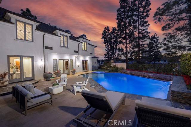 Newport Beach, CA 92660,15 Cypress Point