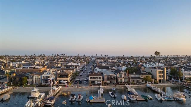 Newport Beach, CA 92662,911 North Bay Front