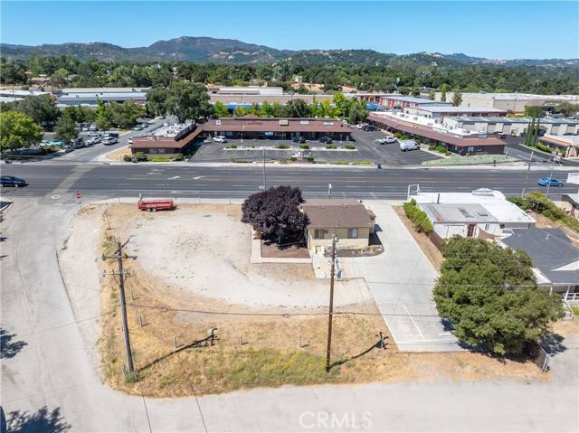 Atascadero, CA 93422,8575 El Camino Real