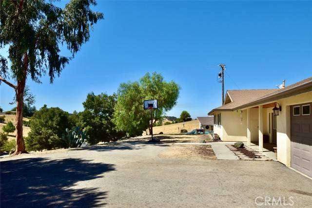 Paso Robles, CA 93446,5895 Silverado Place