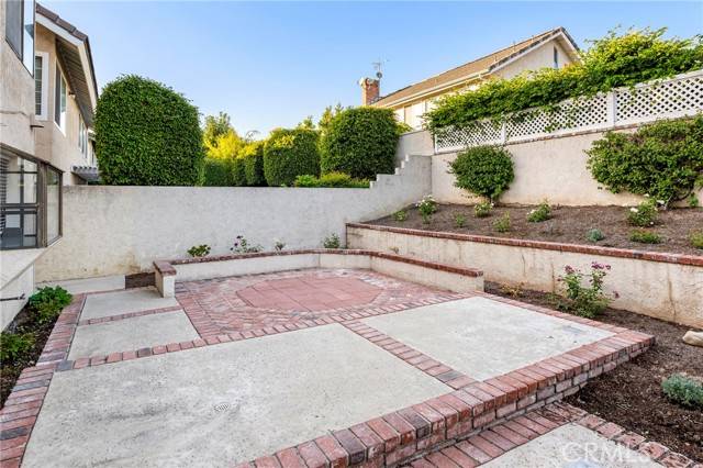 Irvine, CA 92620,24 Hunter