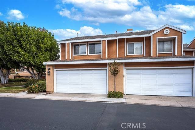 Aliso Viejo, CA 92656,4 Bayberry