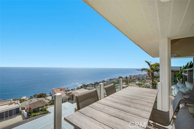 Laguna Beach, CA 92651,568 Alta Vista Way