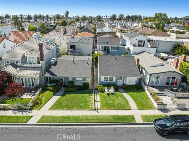 Corona Del Mar, CA 92625,705 Narcissus Avenue