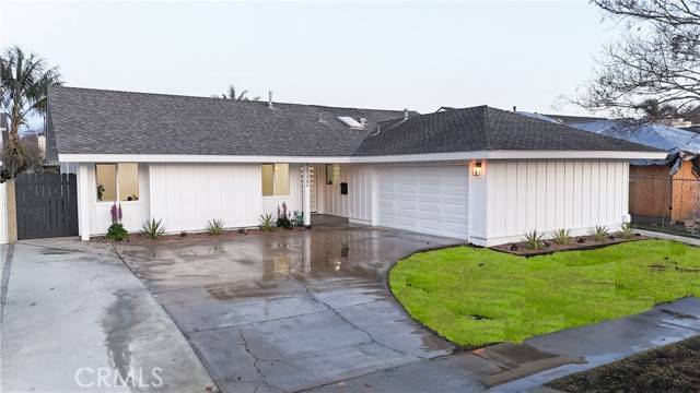 Huntington Beach, CA 92647,16322 Serenade Lane