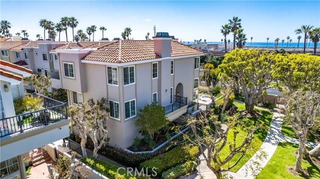 Huntington Beach, CA 92648,6132 Fernwood Drive