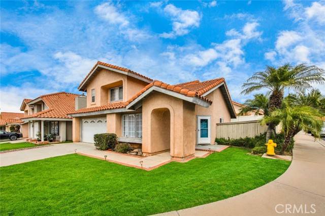 Rancho Santa Margarita, CA 92688,30 Osoberry Street