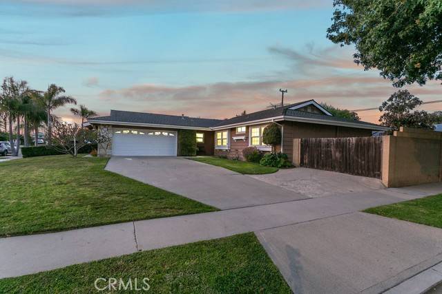 Huntington Beach, CA 92647,15122 Capetown Lane