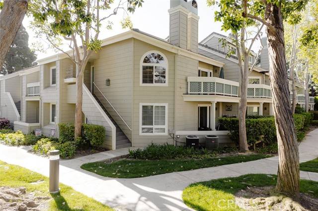 Huntington Beach, CA 92648,19351 Seahorse Lane