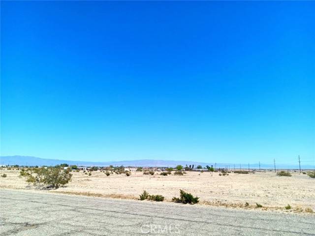 Salton City, CA 92274,1390 Harbor Drive