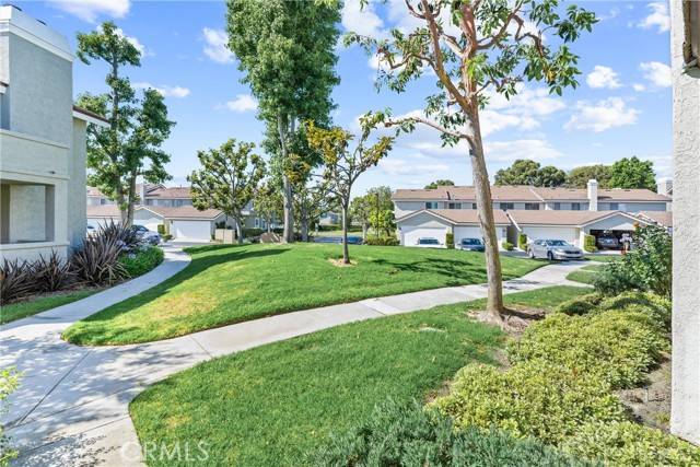 Irvine, CA 92614,511 Springbrook North