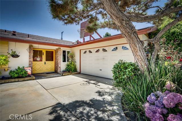 Huntington Beach, CA 92649,5742 Castle Drive